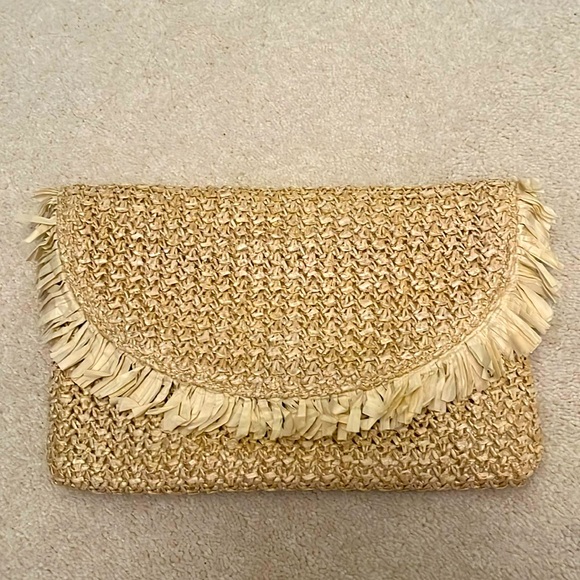 Straw clutch - Picture 1 of 2